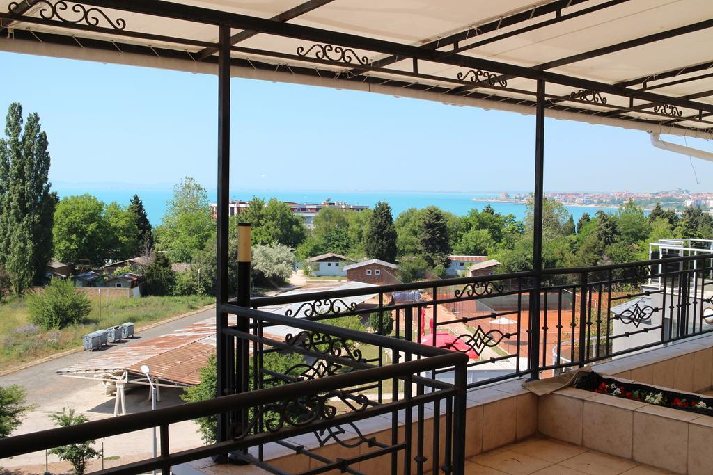Flowers Apartments Nesebar Esterno foto